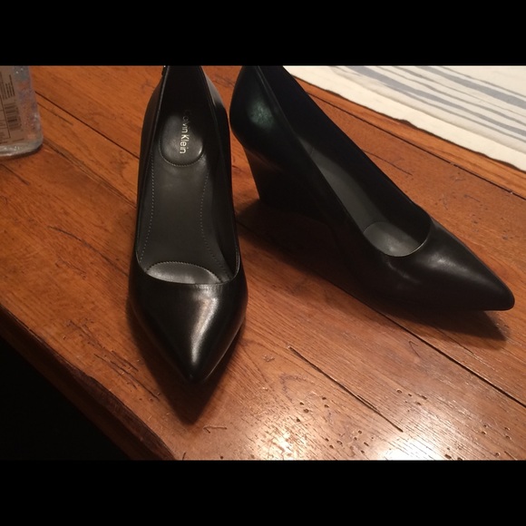 Tommy Hilfiger Booties New in Box -Size 6.5 - Picture 4 of 4